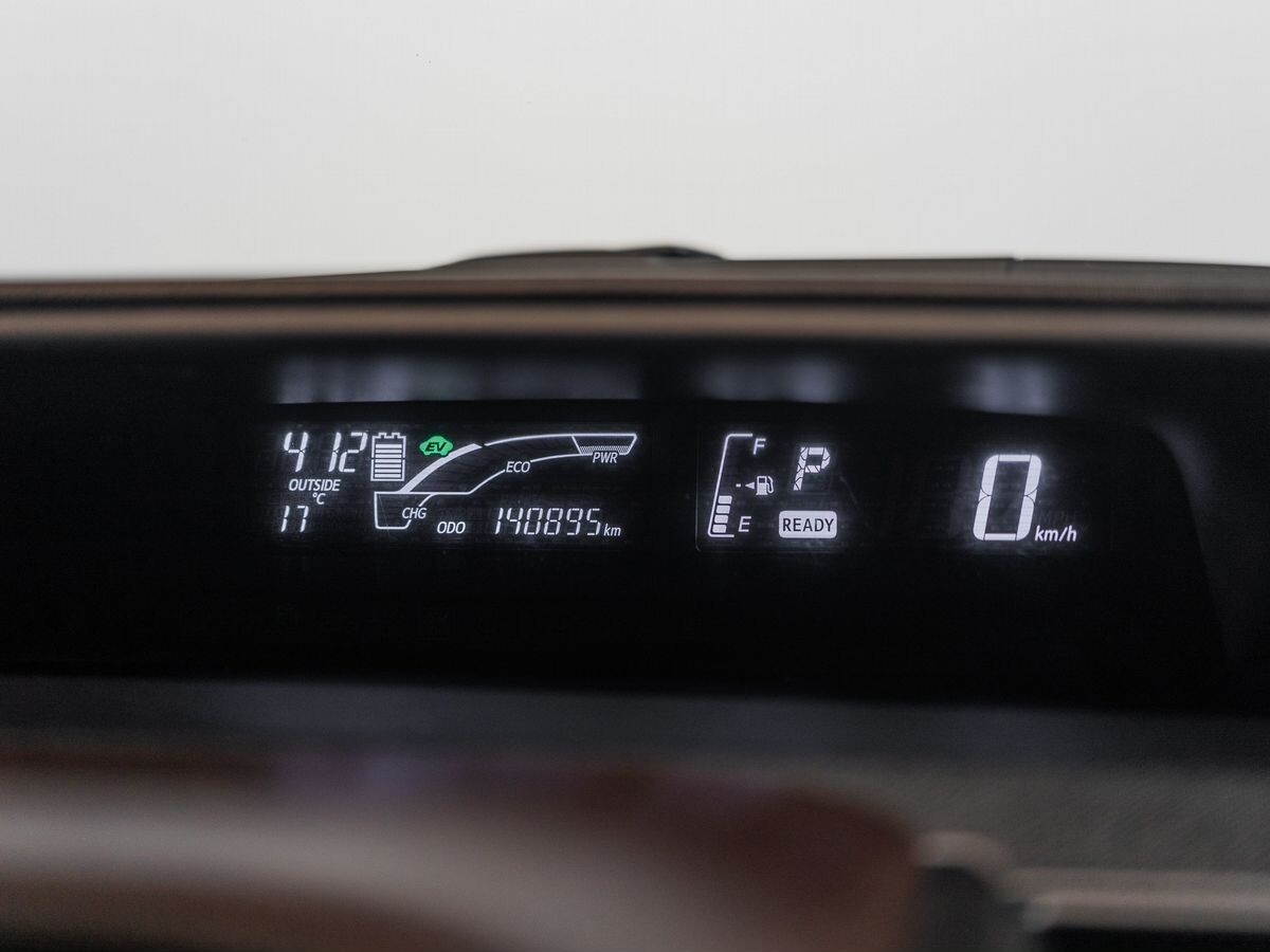 Toyota Aqua 2015 - фото автомобиля