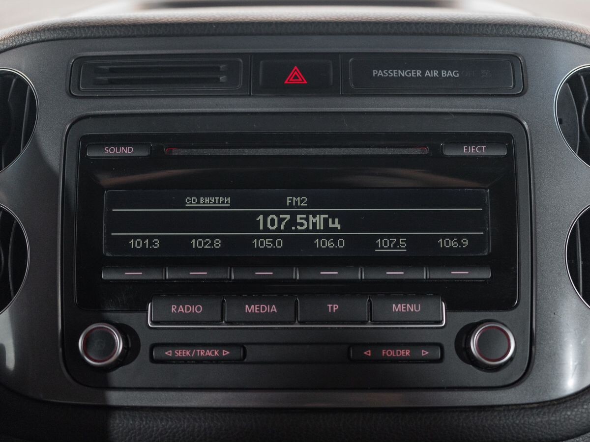 Volkswagen Tiguan 2013 - фото автомобиля