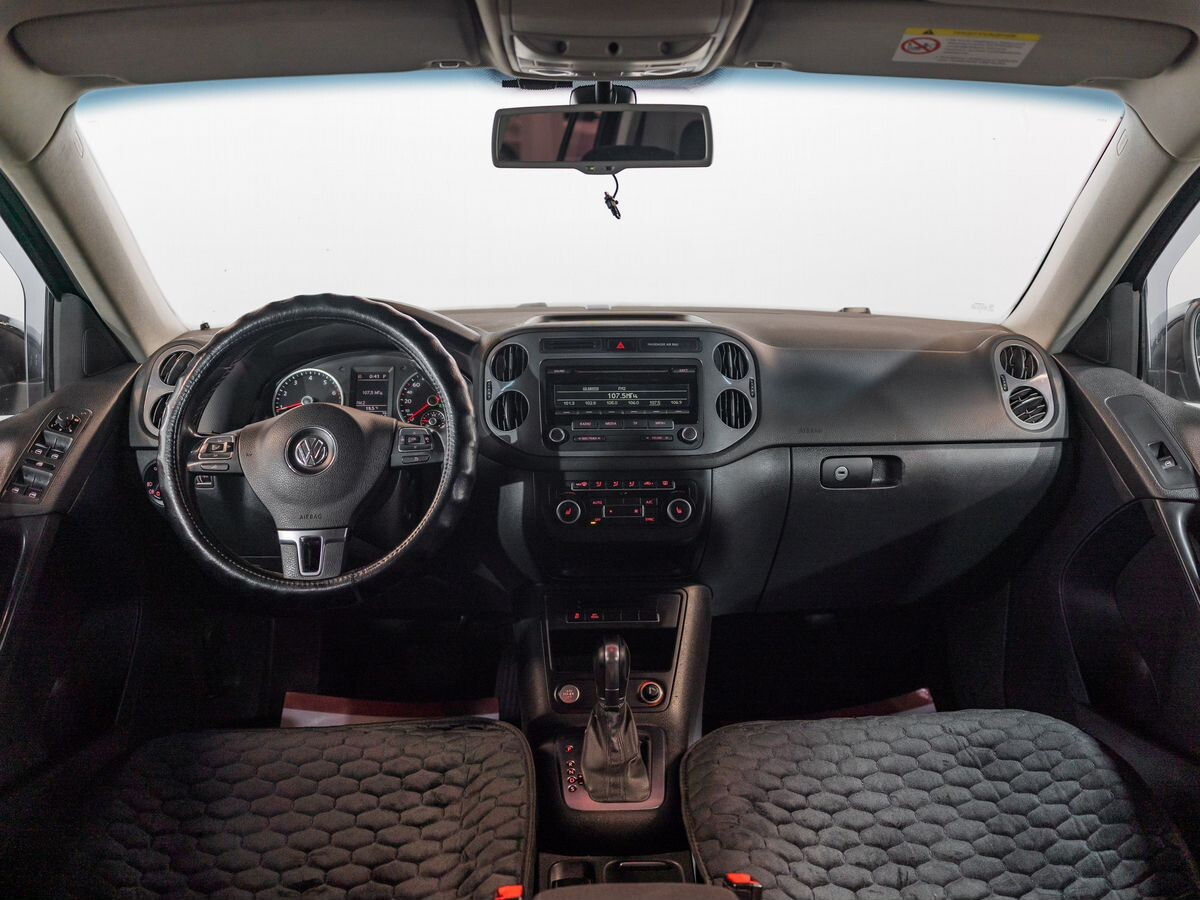 Volkswagen Tiguan 2013 - фото автомобиля