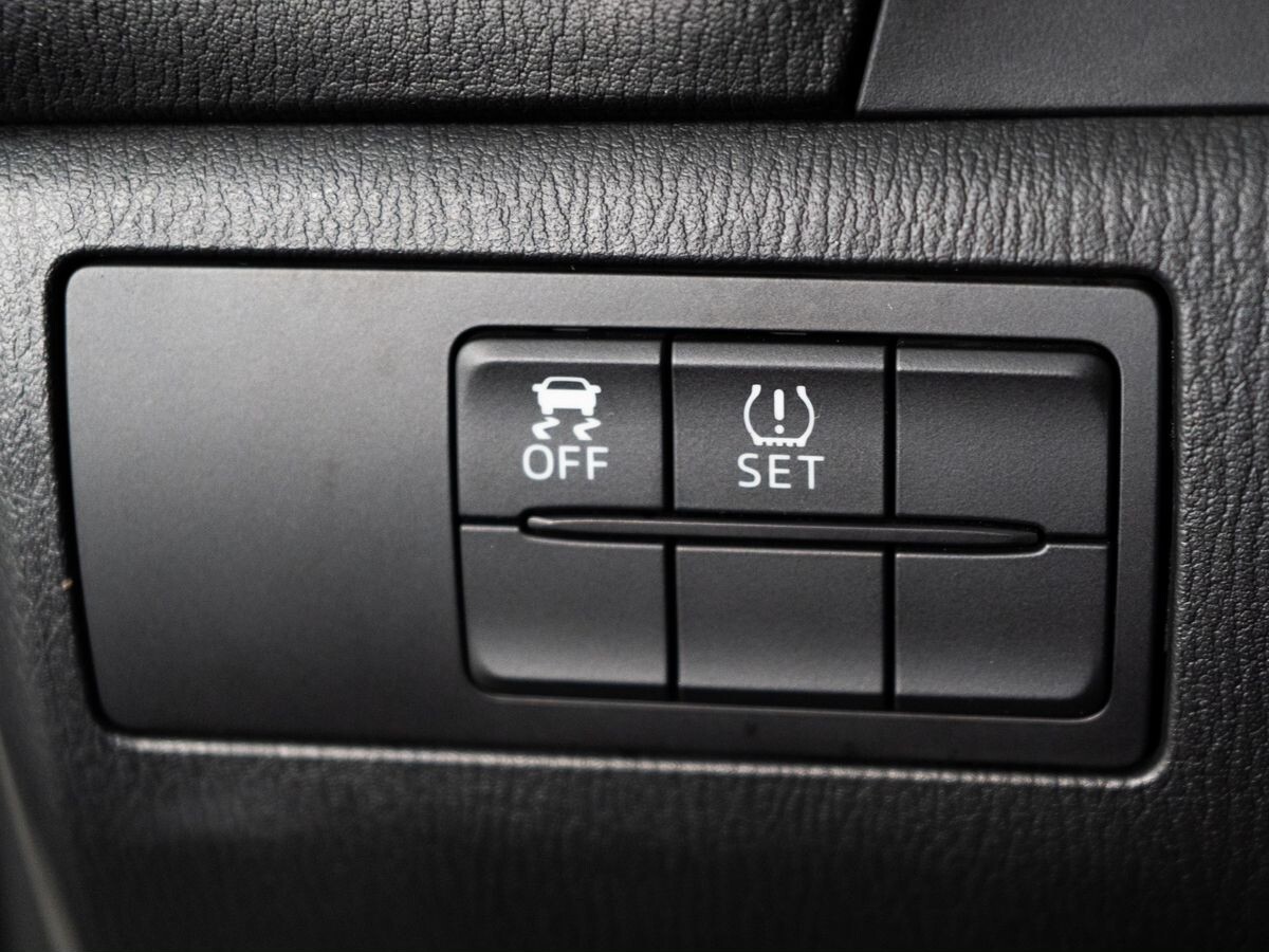 Mazda Mazda3 2014 - фото автомобиля