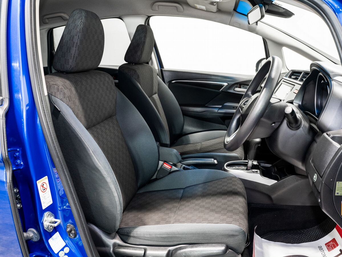 Honda Fit 2013 - фото автомобиля