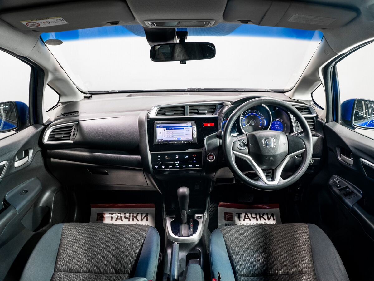 Honda Fit 2013 - фото автомобиля