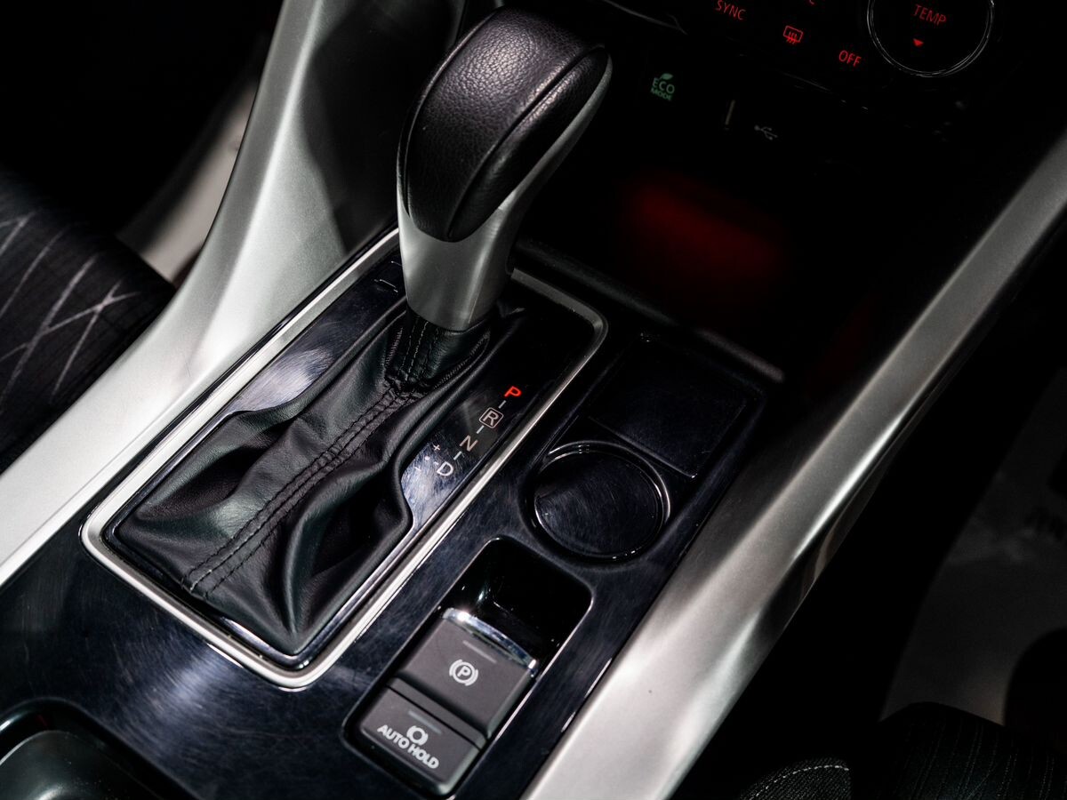 Mitsubishi Eclipse Cross 2018 - фото автомобиля