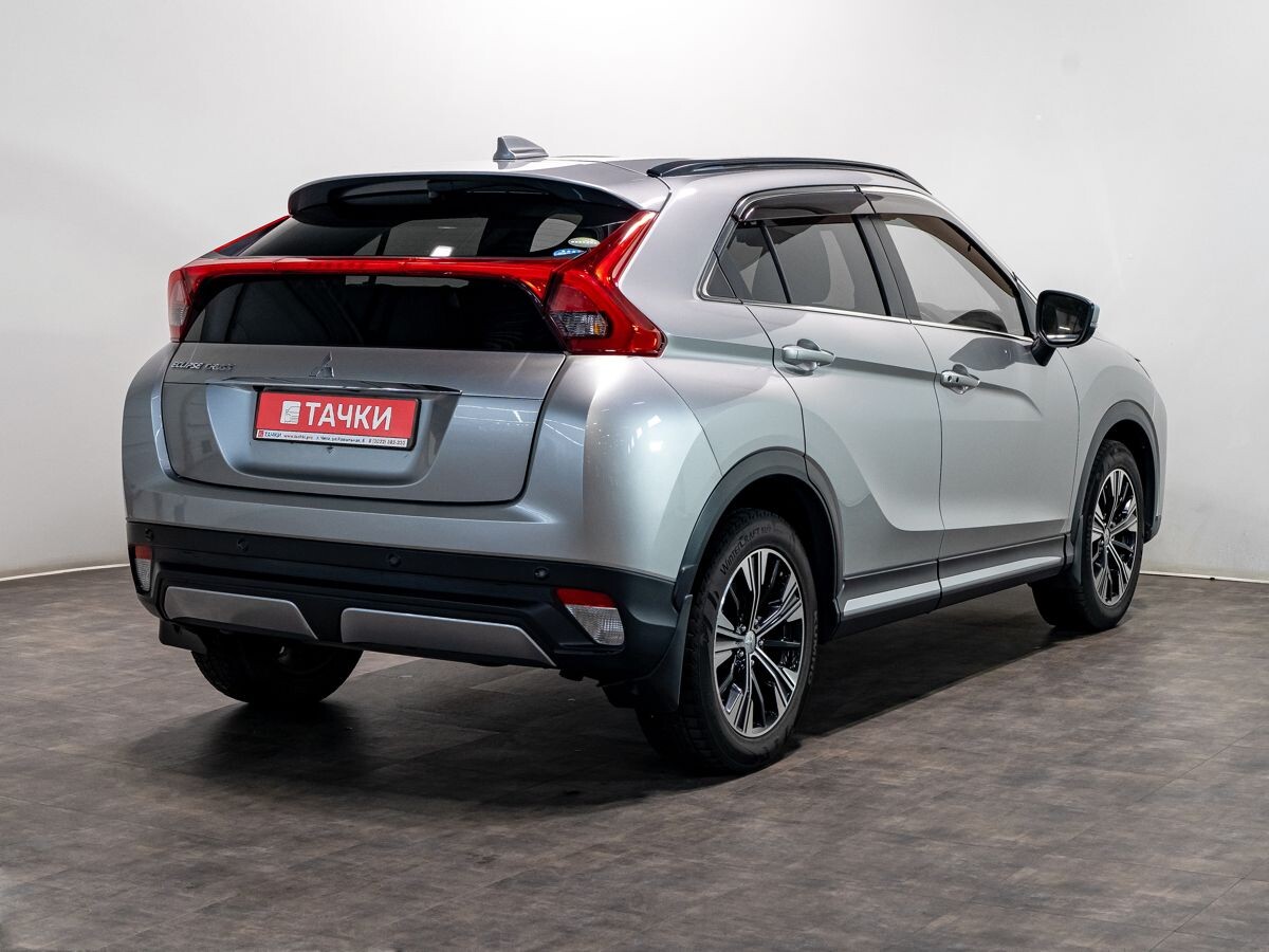 Mitsubishi Eclipse Cross 2018 - фото автомобиля
