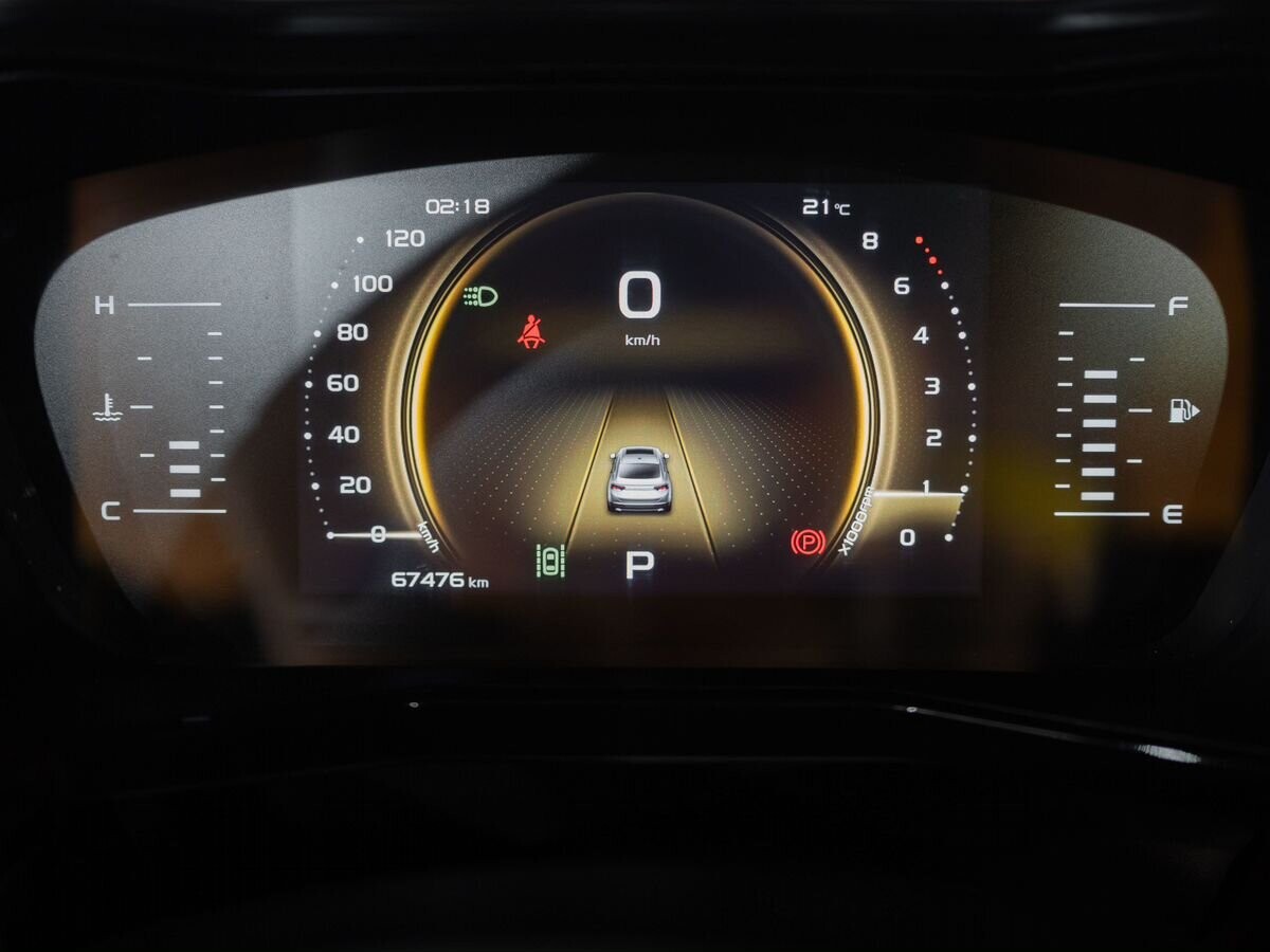 Geely Tugella 2021 - фото автомобиля