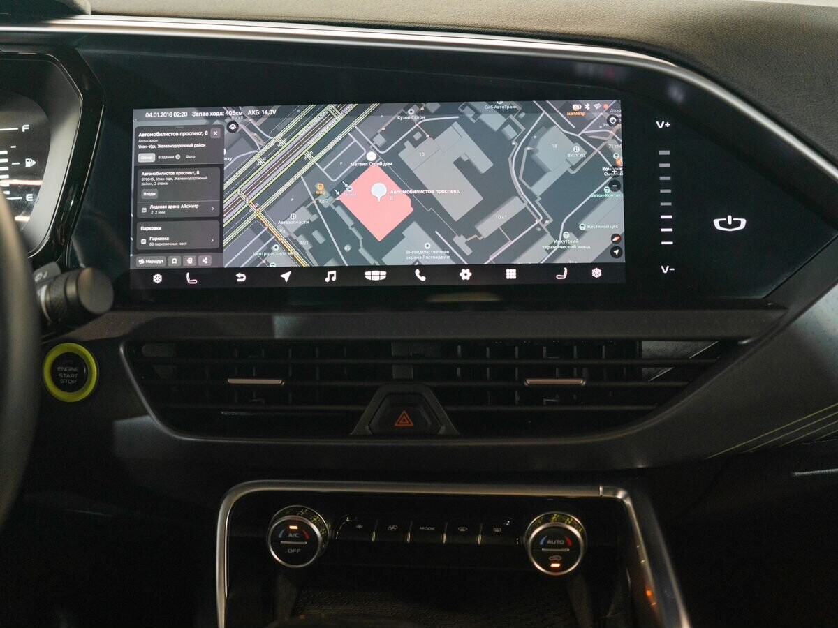 Geely Tugella 2021 - фото автомобиля