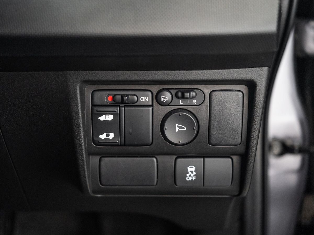 Honda Freed 2014 - фото автомобиля