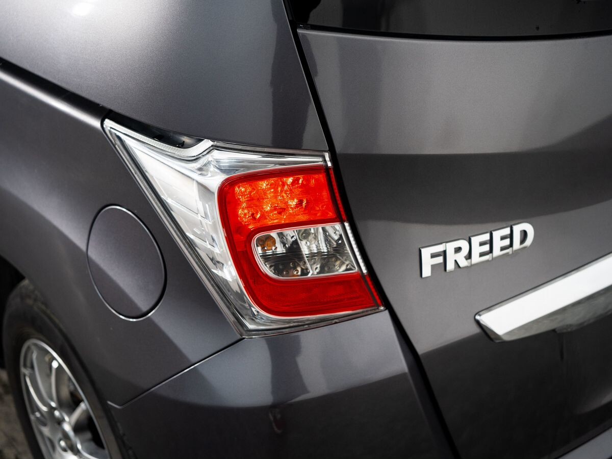 Honda Freed 2014 - фото автомобиля