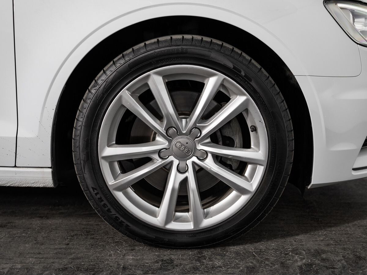 Audi A3 2014 - фото автомобиля