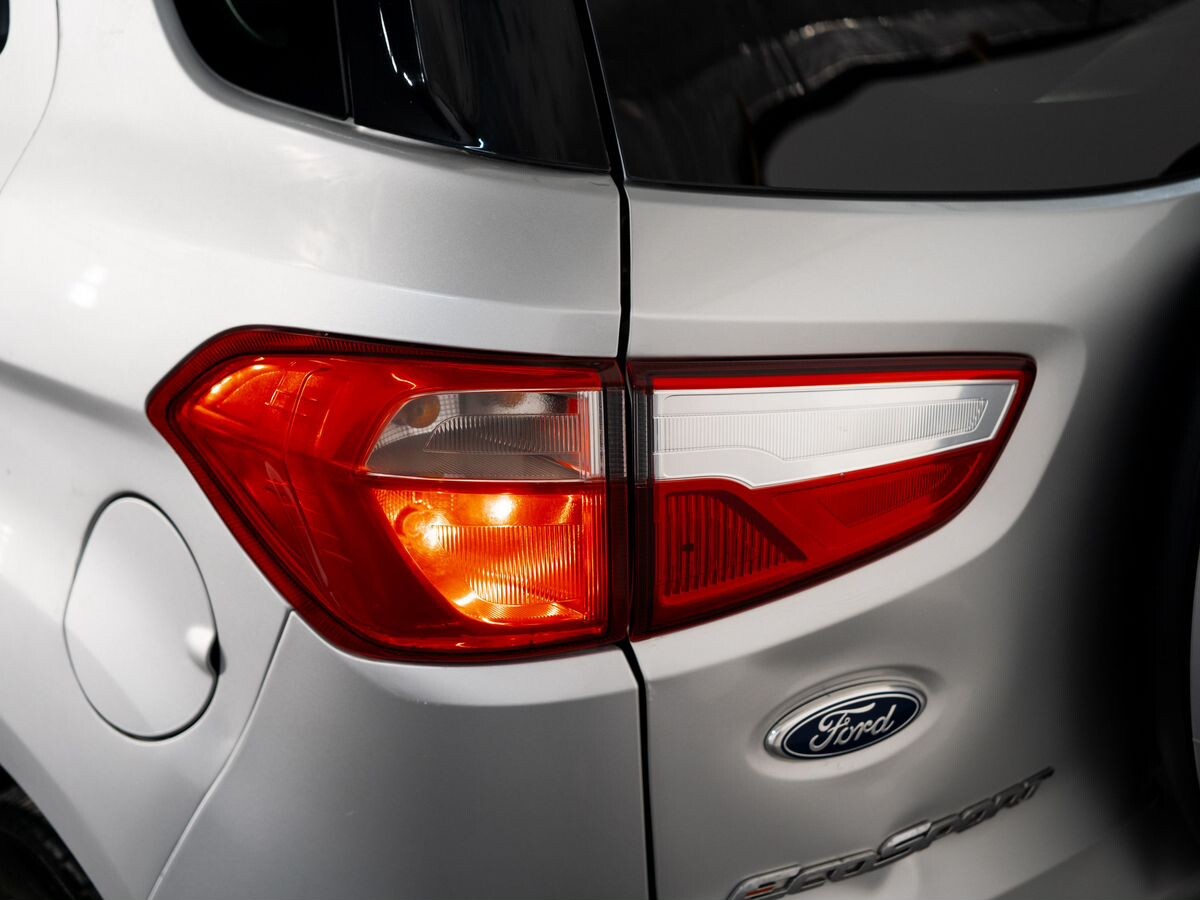 Ford EcoSport 2015 - фото автомобиля