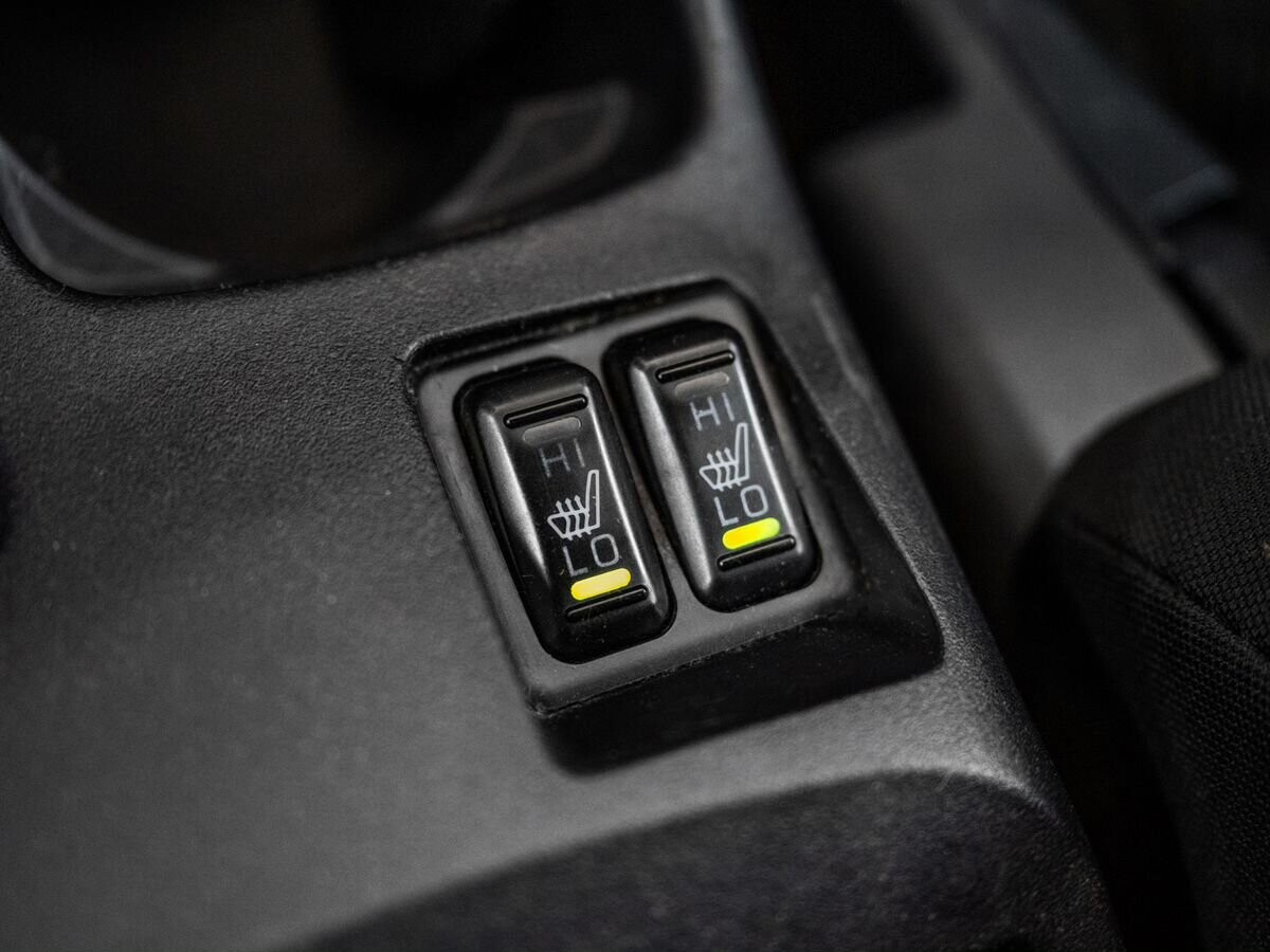 Mitsubishi Lancer 2012 - фото автомобиля