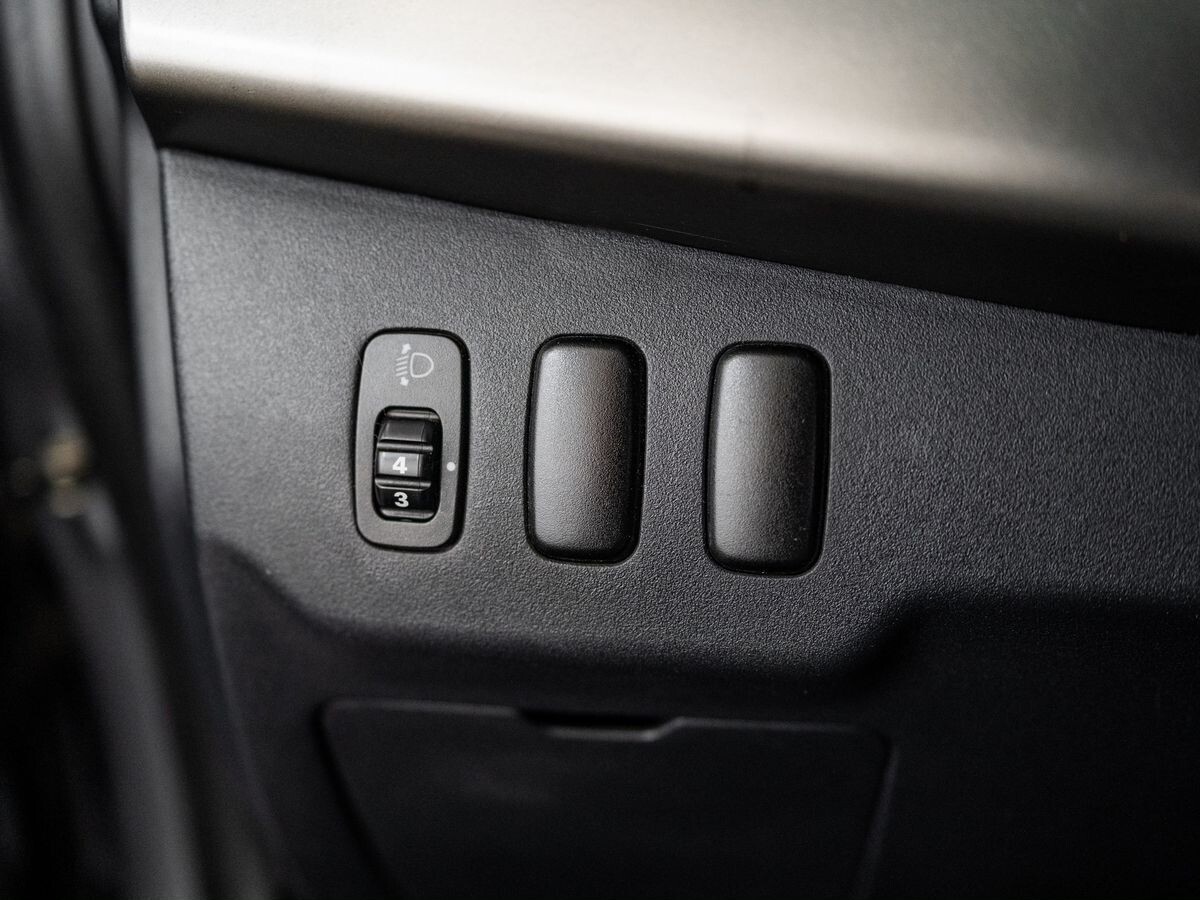 Mitsubishi Lancer 2012 - фото автомобиля