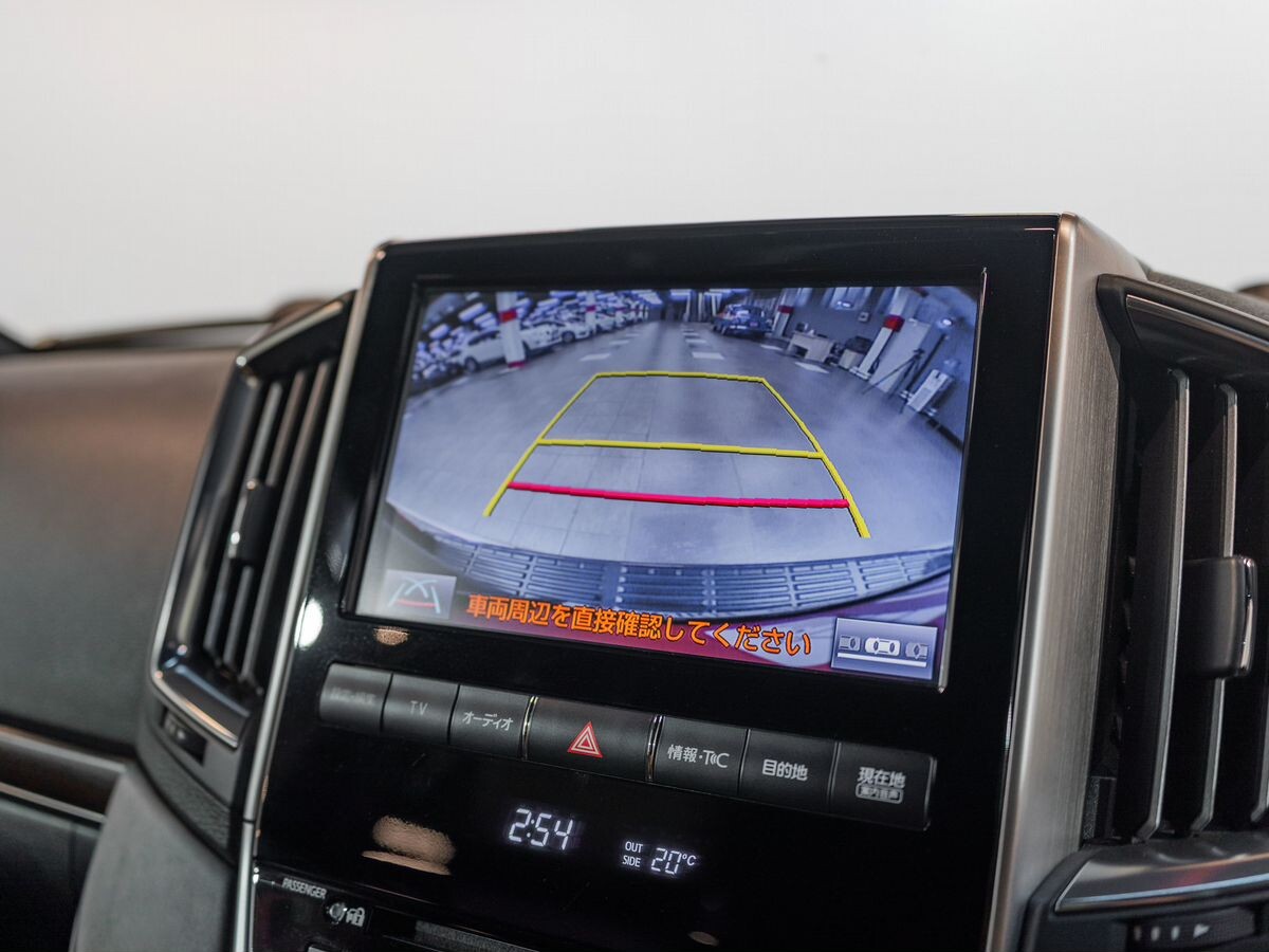 Toyota Land Cruiser 2018 - фото автомобиля
