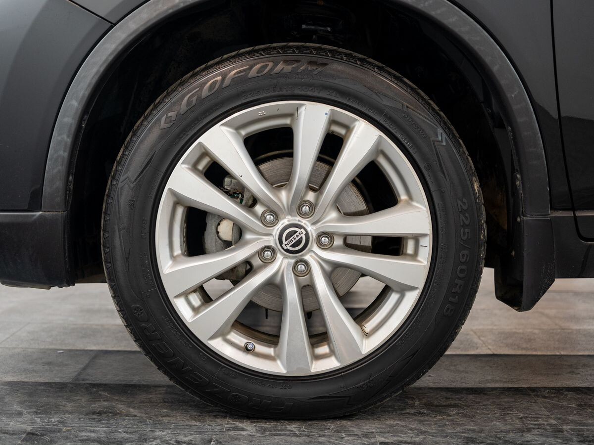 Nissan X-Trail 2015 - фото автомобиля