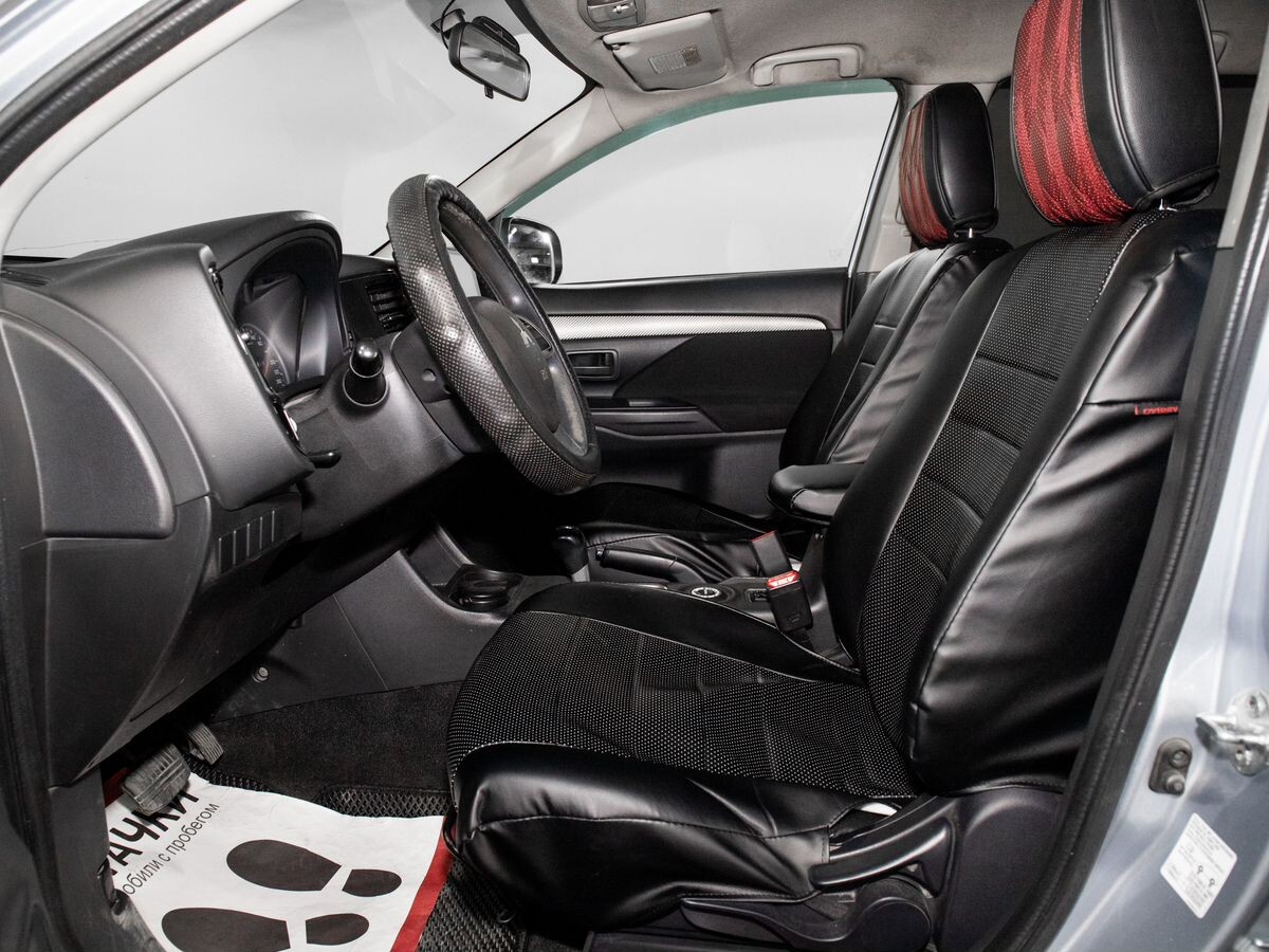 Mitsubishi Outlander 2013 - фото автомобиля