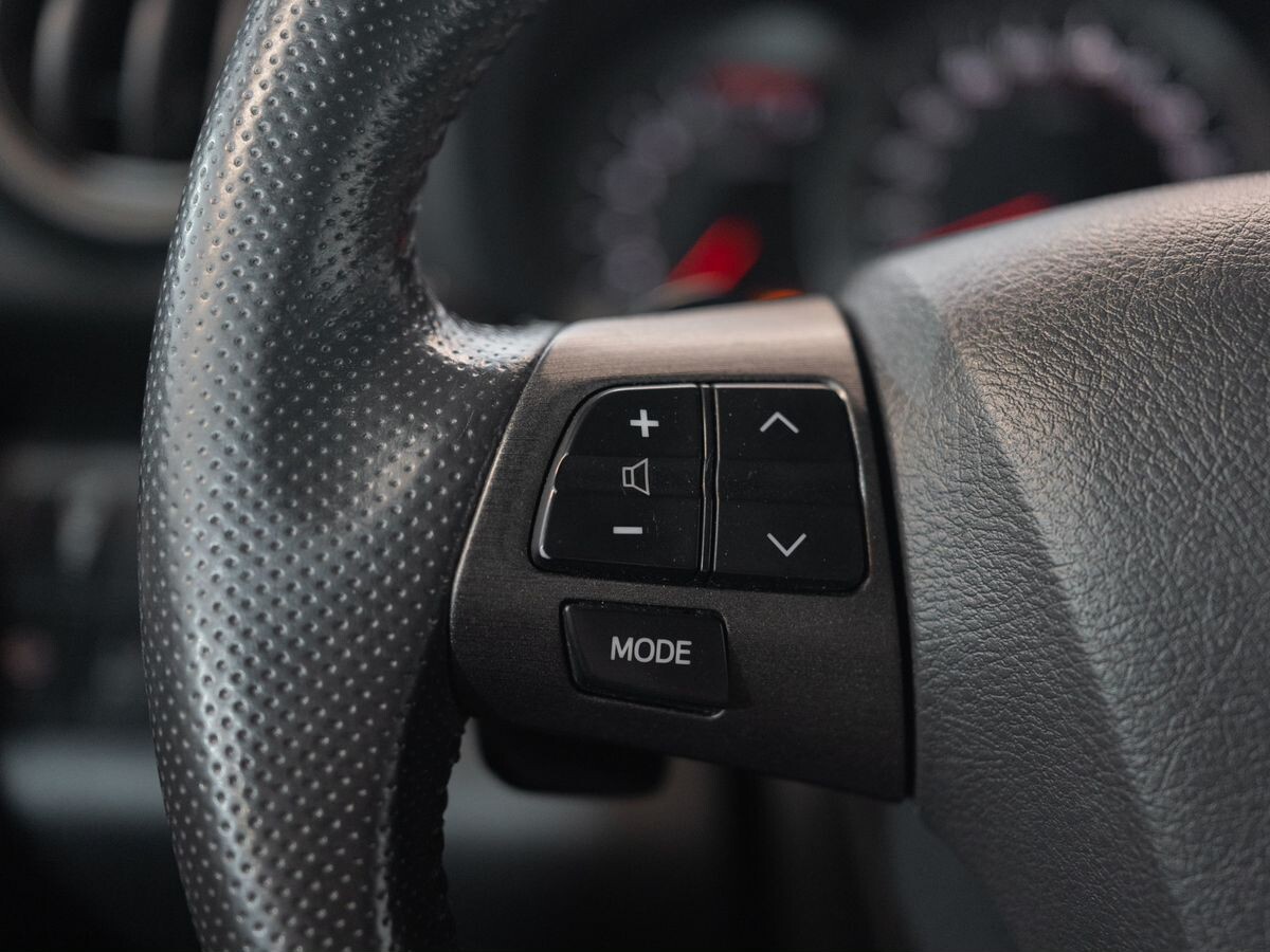 Toyota RAV4 2011 - фото автомобиля