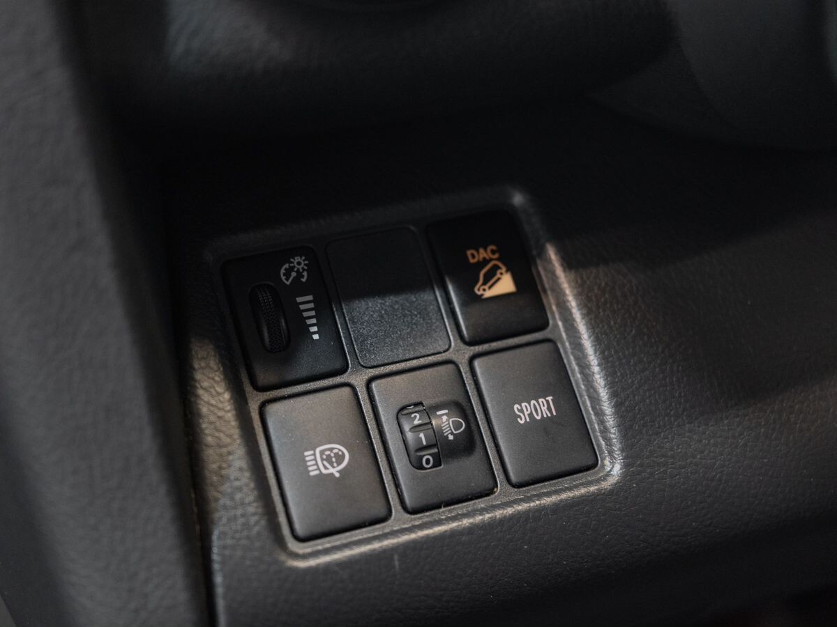 Toyota RAV4 2011 - фото автомобиля