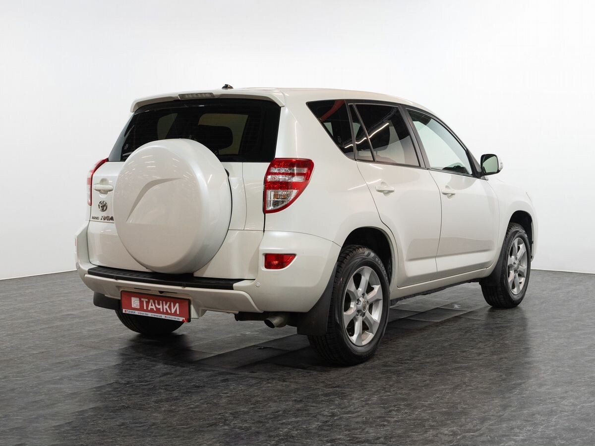 Toyota RAV4 2011 - фото автомобиля