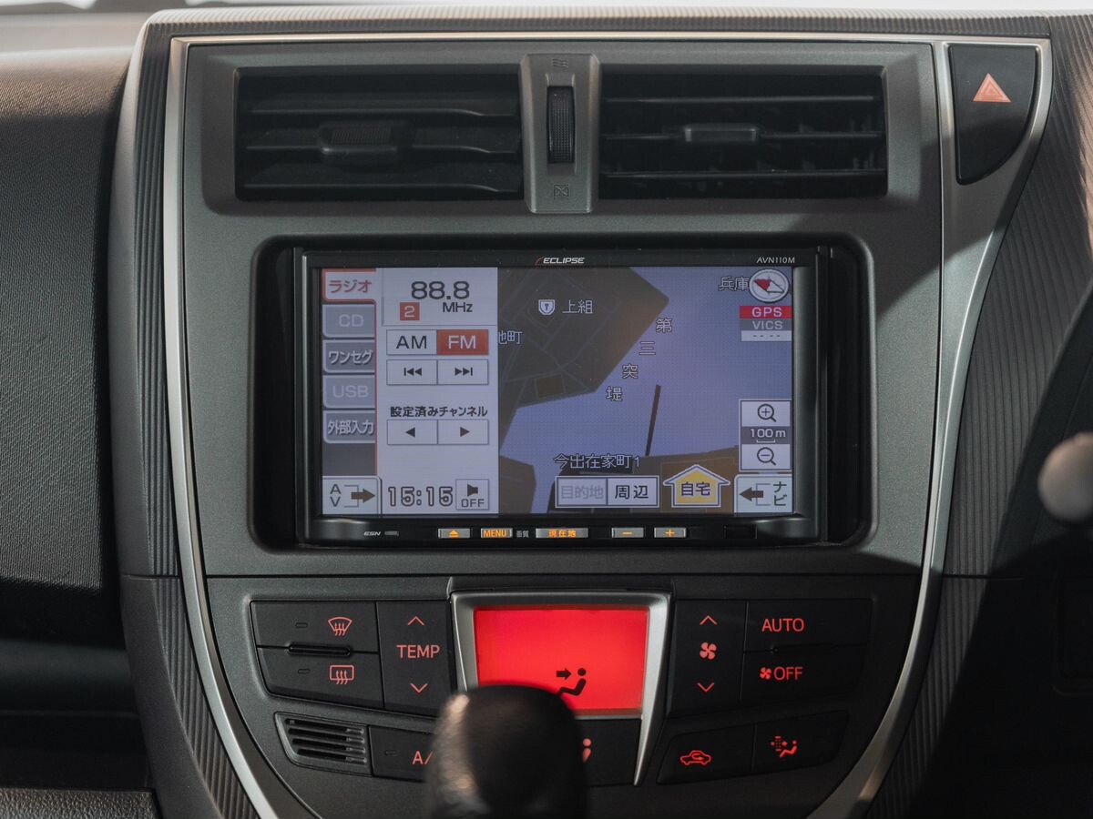 Toyota Ractis 2011 - фото автомобиля