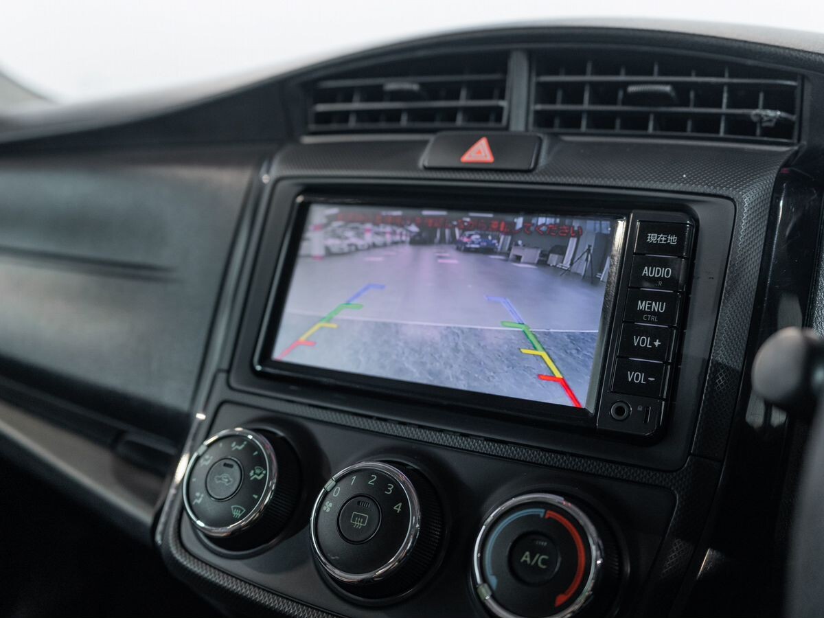 Toyota Corolla Axio 2016 - фото автомобиля