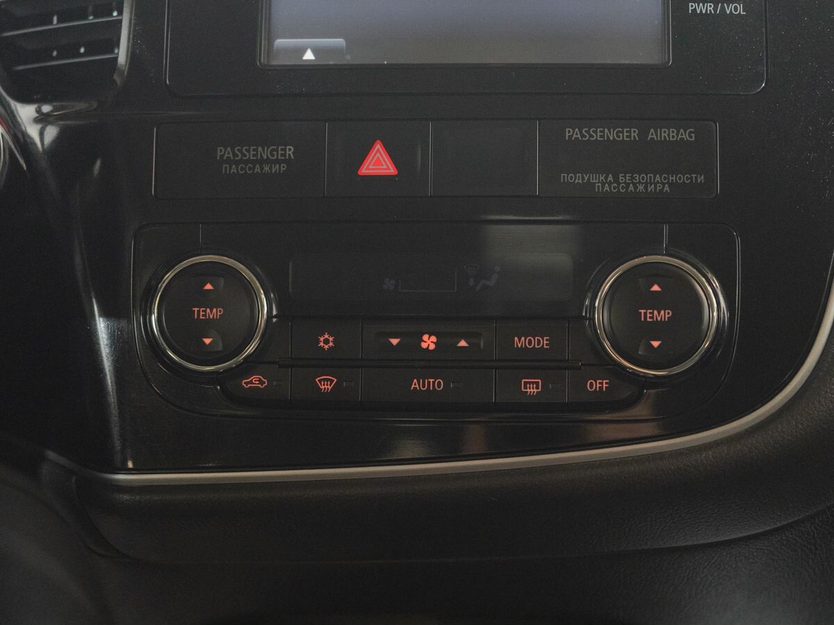 Mitsubishi Outlander 2013 - фото автомобиля