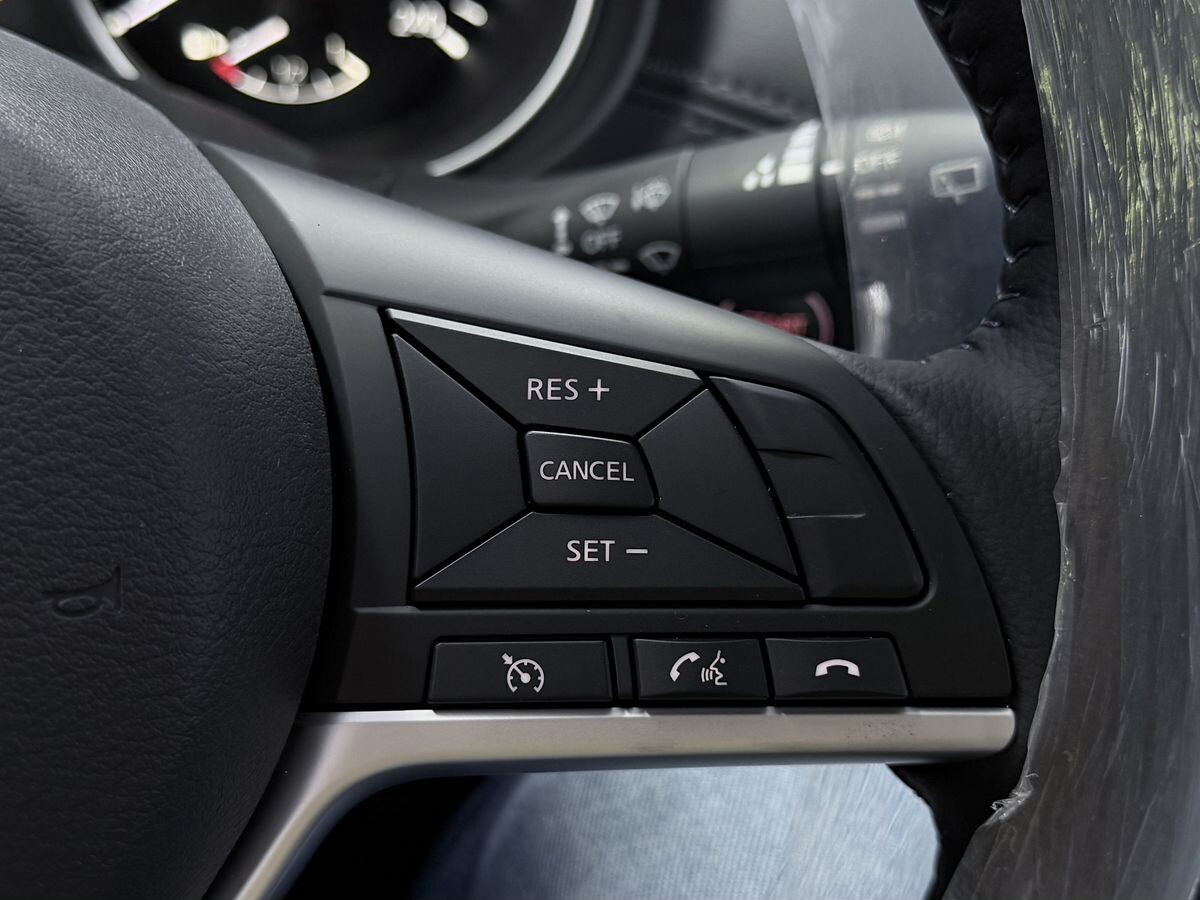 Nissan X-Trail 2026 - фото автомобиля