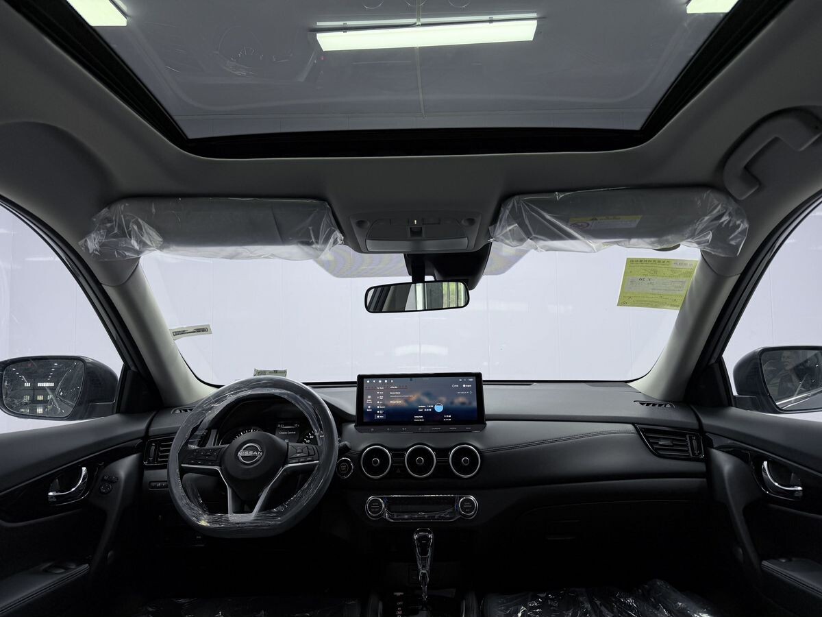 Nissan X-Trail 2026 - фото автомобиля