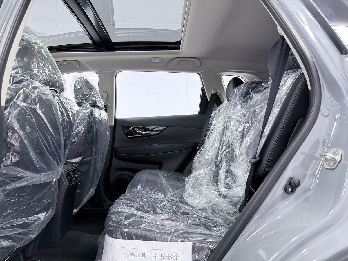 Nissan X-Trail 2026 - фото автомобиля