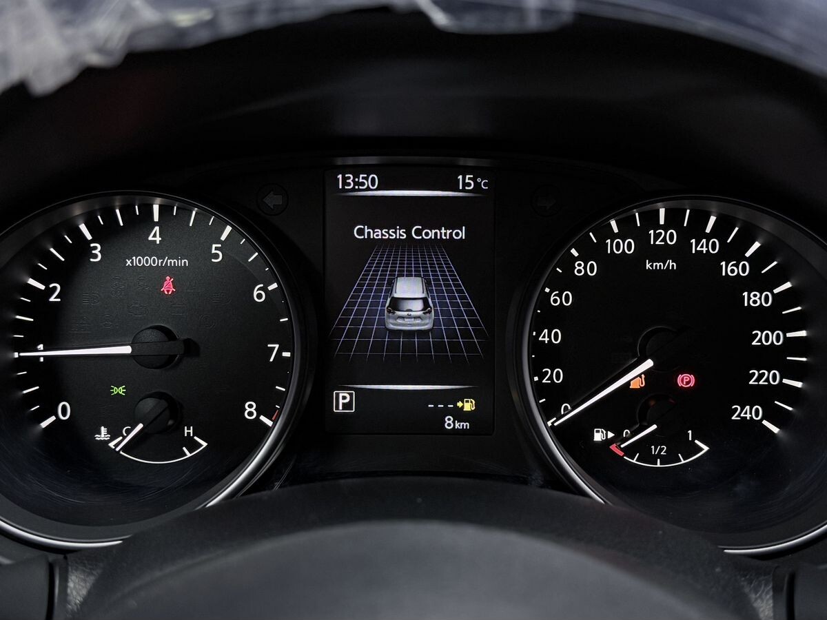 Nissan X-Trail 2026 - фото автомобиля
