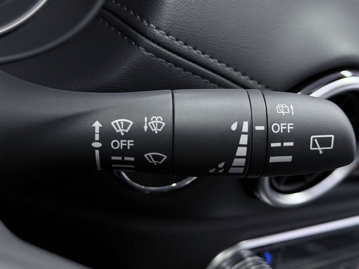 Nissan X-Trail 2026 - фото автомобиля
