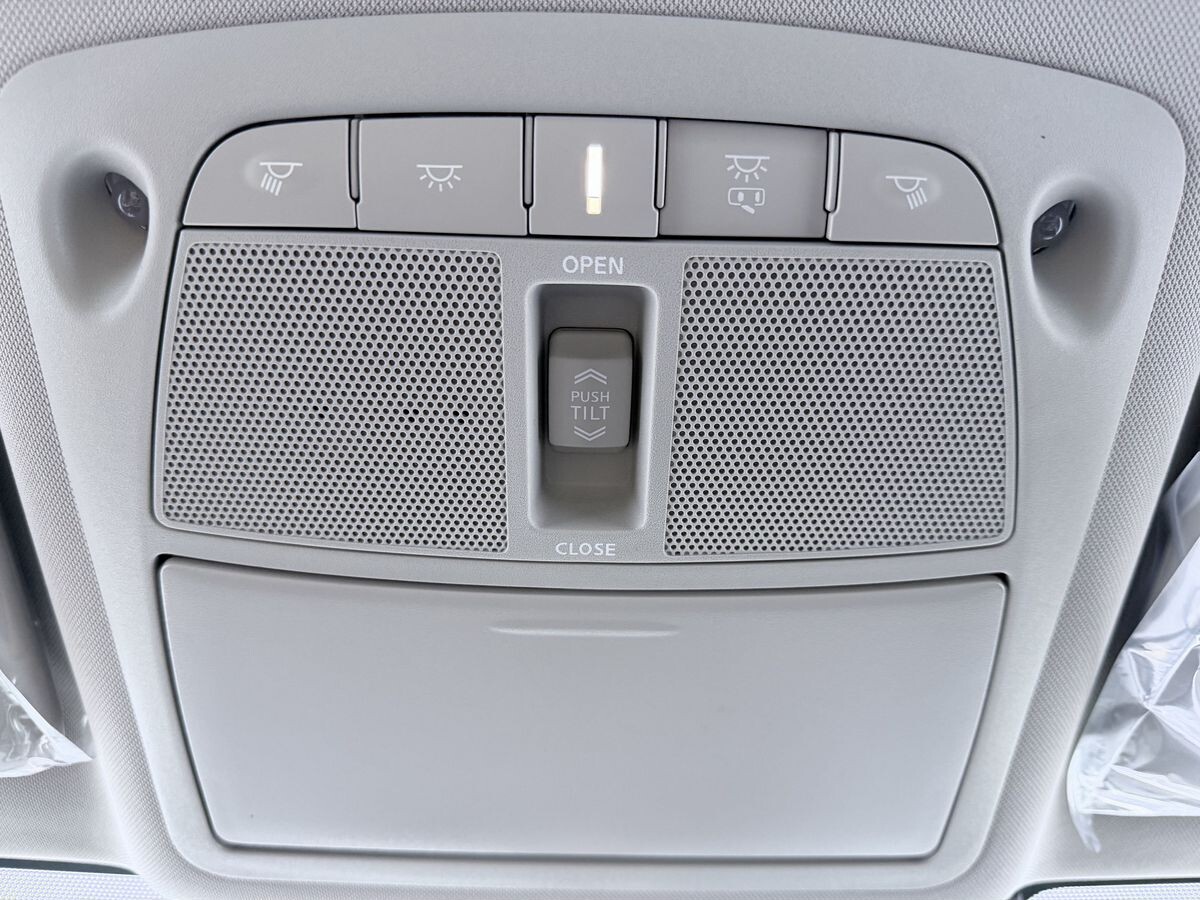 Nissan X-Trail 2026 - фото автомобиля