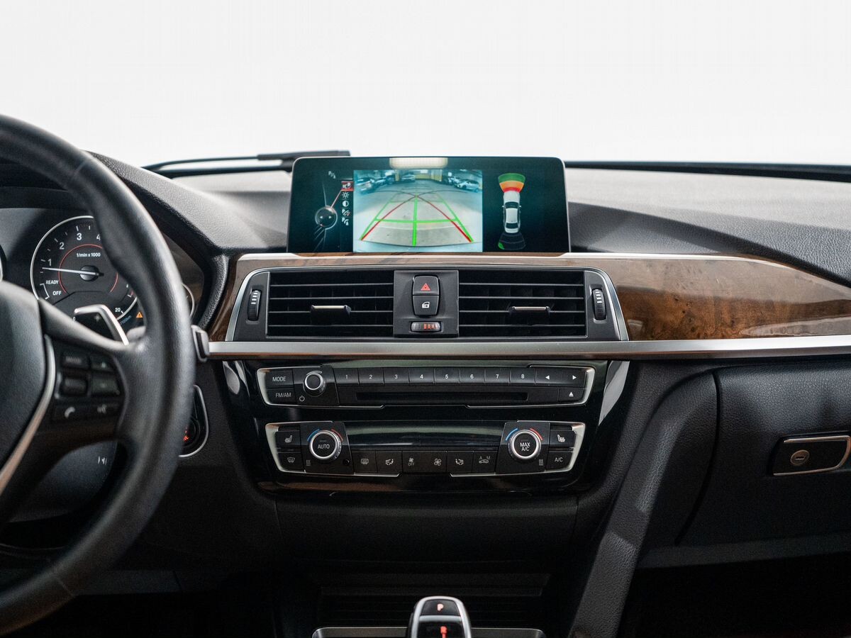 BMW 3-Series 2016 - фото автомобиля