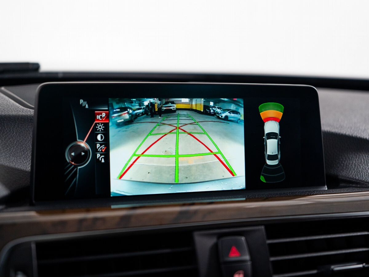 BMW 3-Series 2016 - фото автомобиля