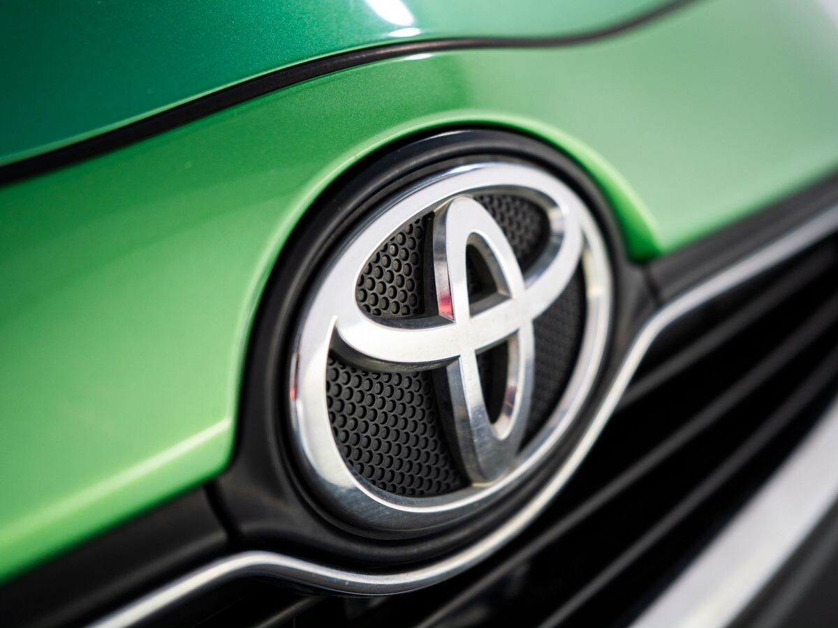Toyota Sienta 2015 - фото автомобиля