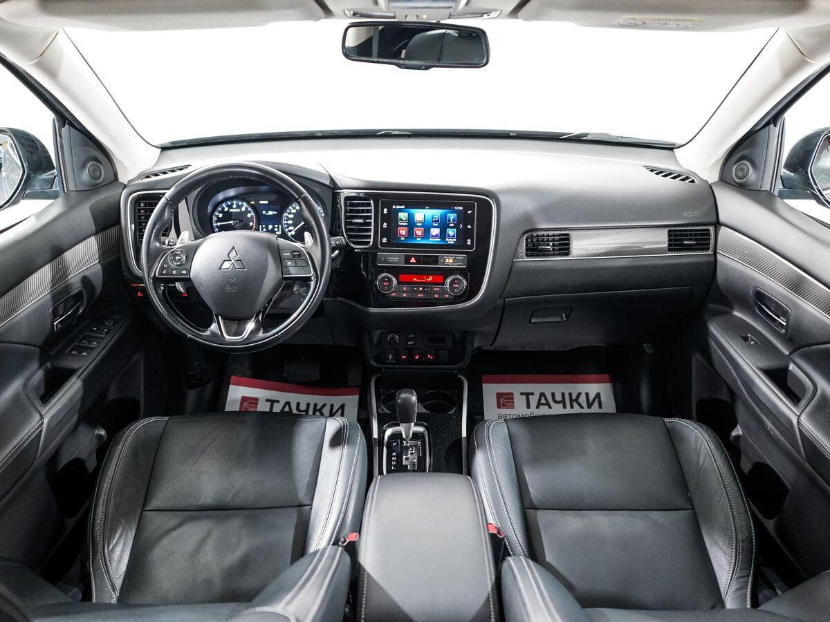 Mitsubishi Outlander 2019 - фото автомобиля