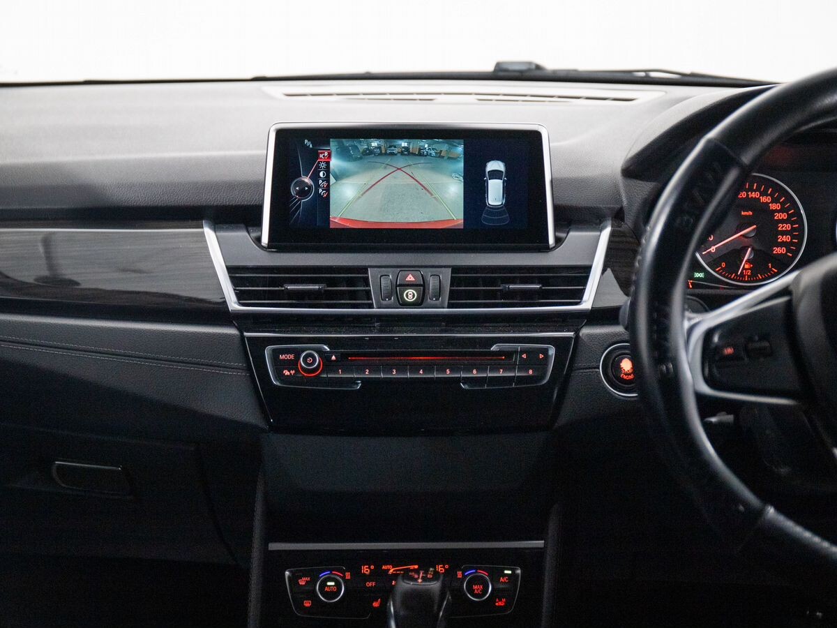 BMW 2-Series Active Tourer 2014 - фото автомобиля