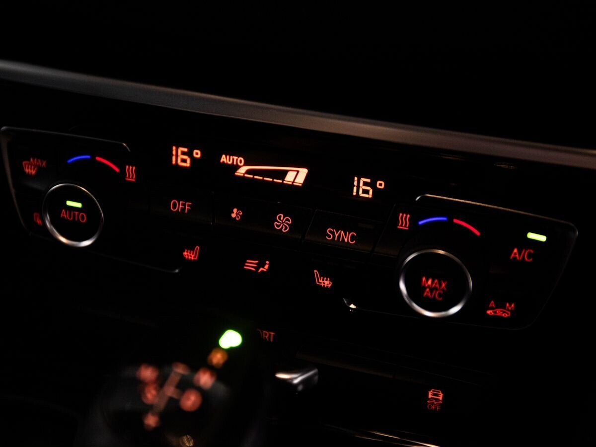 BMW 2-Series Active Tourer 2014 - фото автомобиля