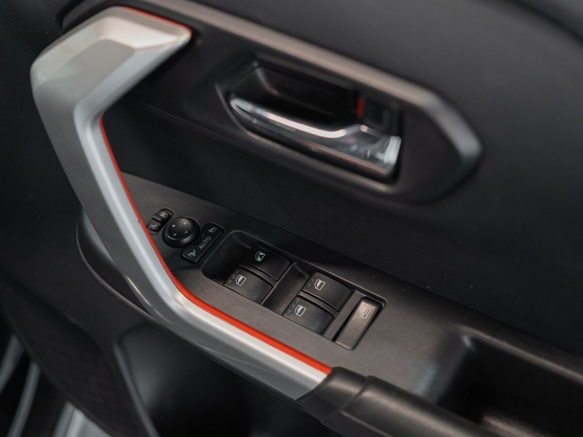 Toyota Raize 2020 - фото автомобиля