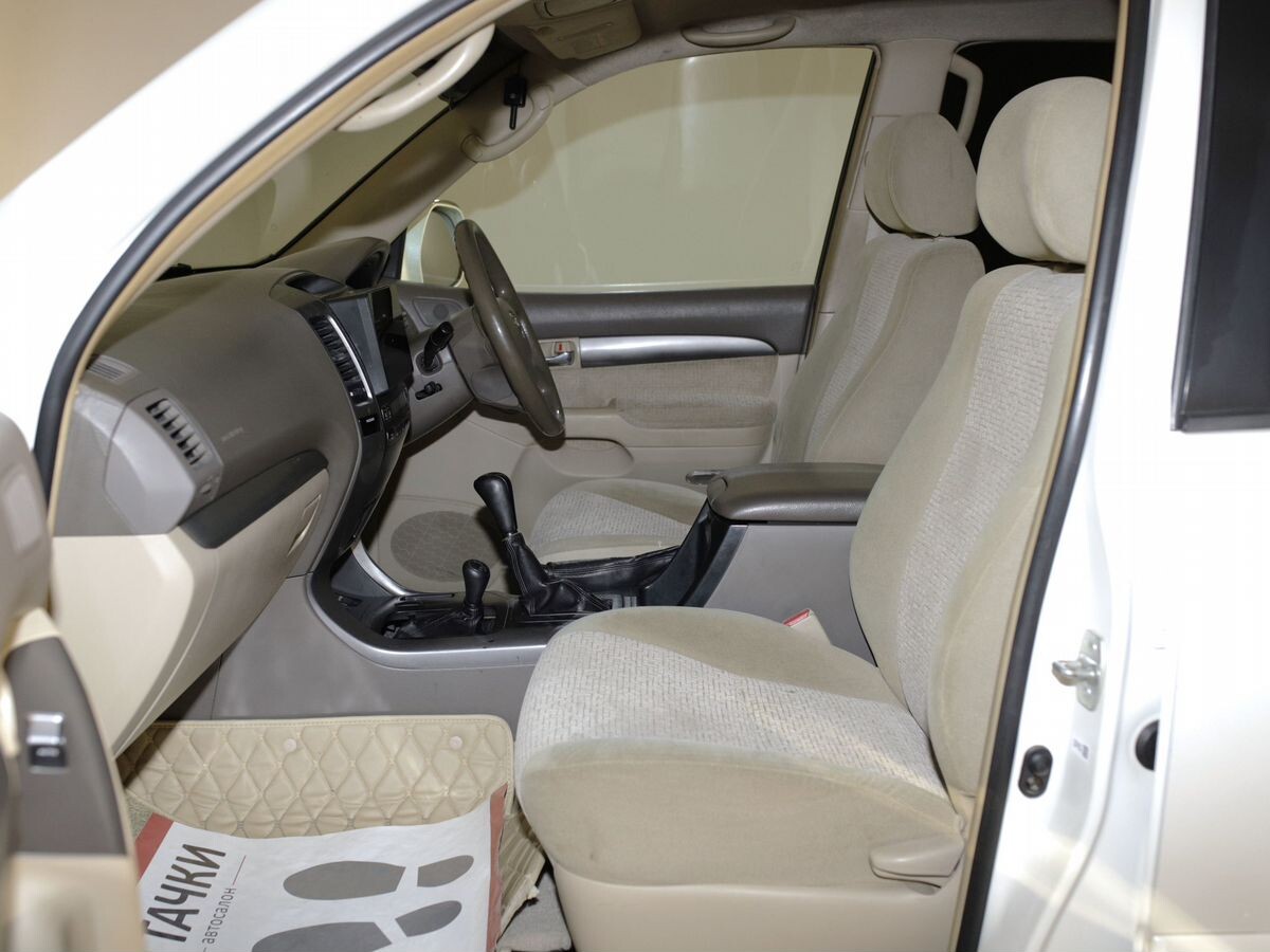 Toyota Land Cruiser Prado 2002 - фото автомобиля