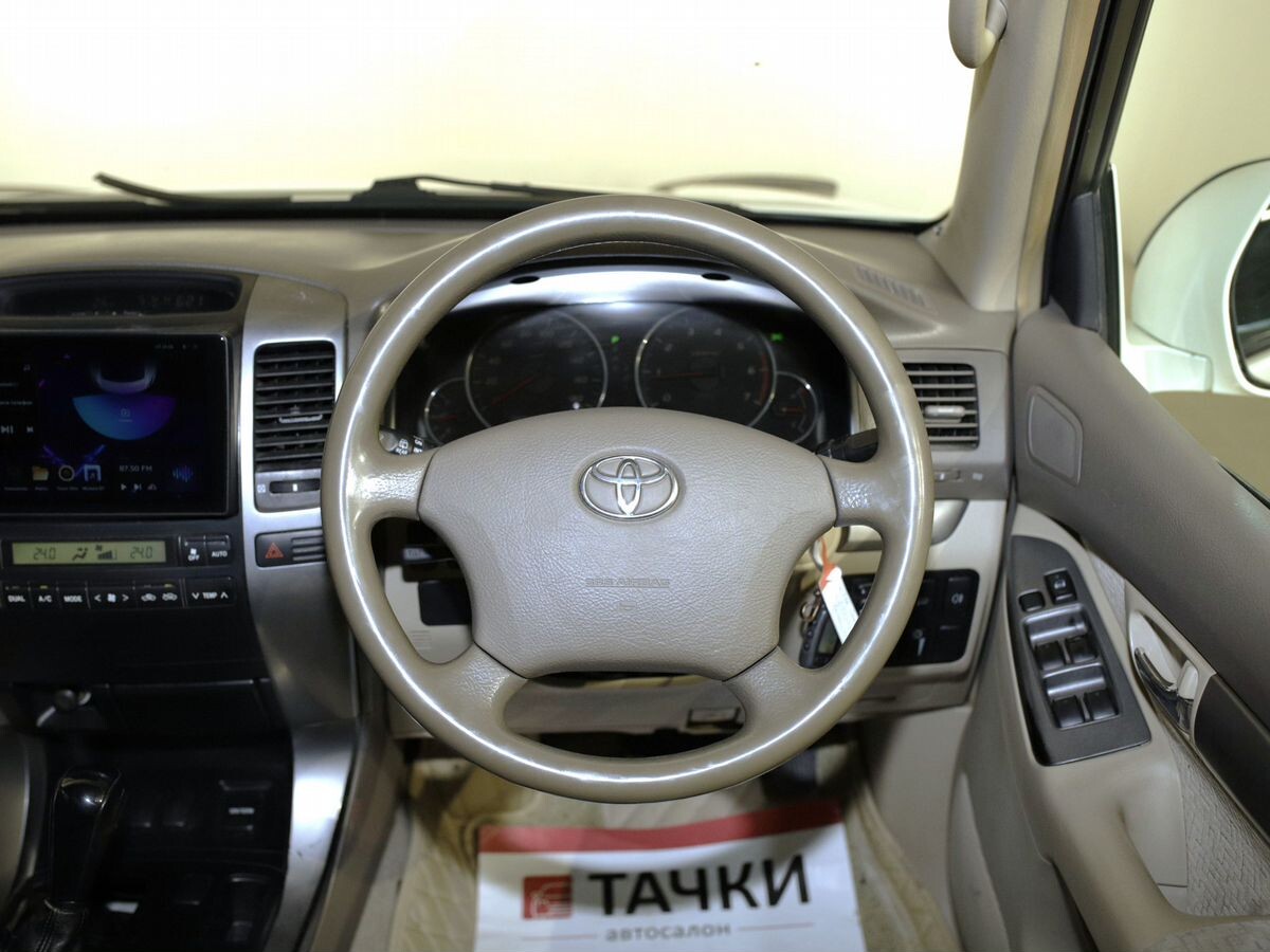 Toyota Land Cruiser Prado 2002 - фото автомобиля