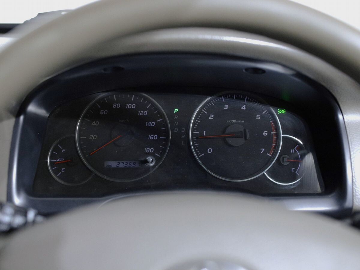 Toyota Land Cruiser Prado 2002 - фото автомобиля