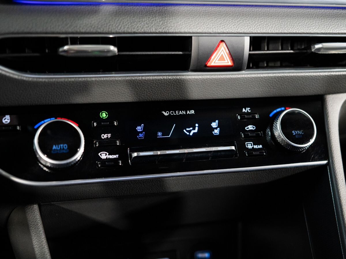 Hyundai Sonata 2020 - фото автомобиля