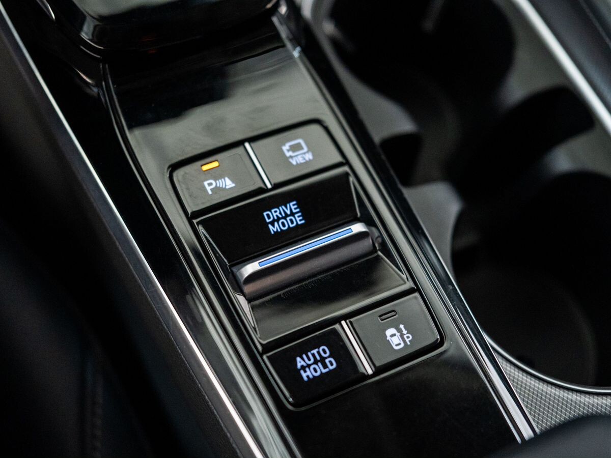 Hyundai Sonata 2020 - фото автомобиля