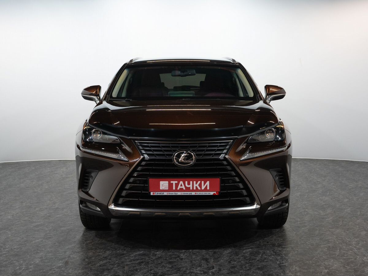 Lexus NX200 2017 - фото автомобиля