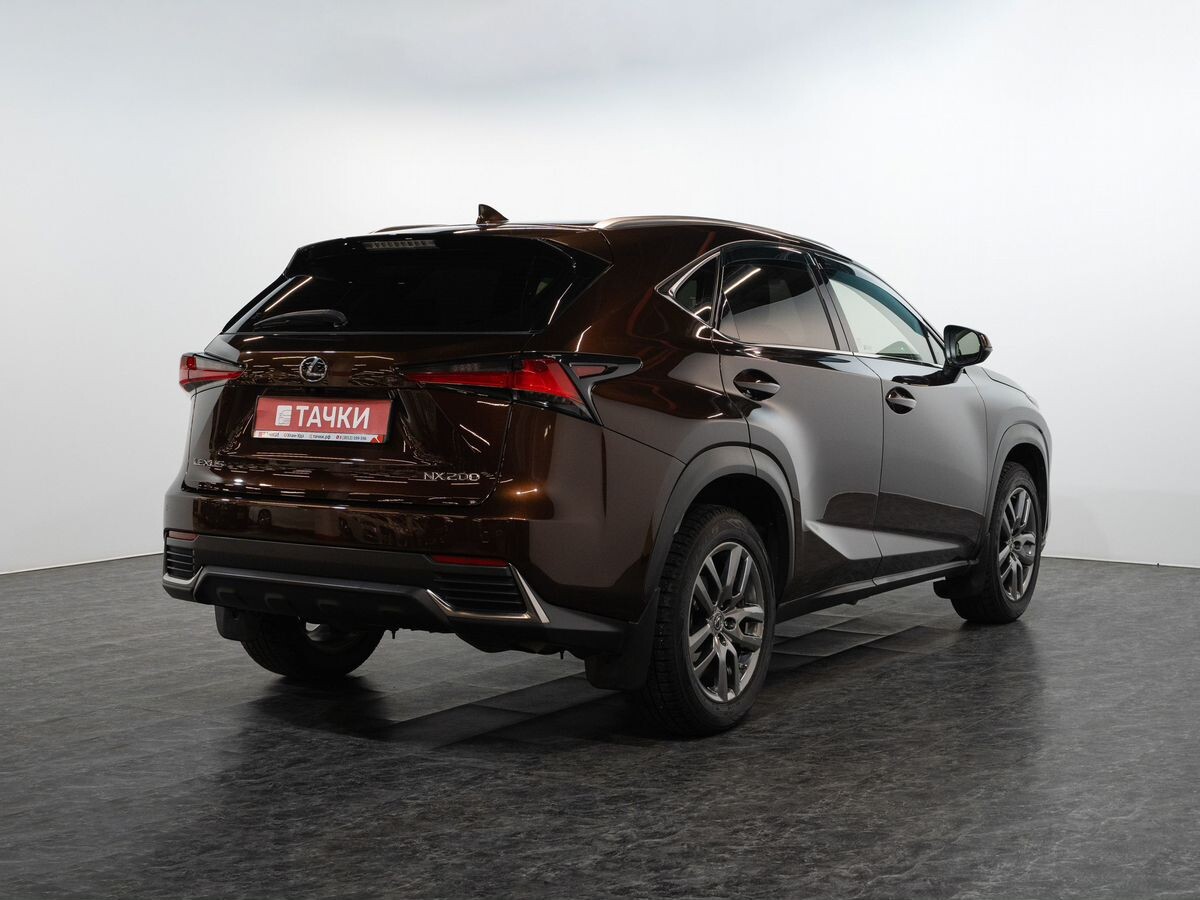 Lexus NX200 2017 - фото автомобиля