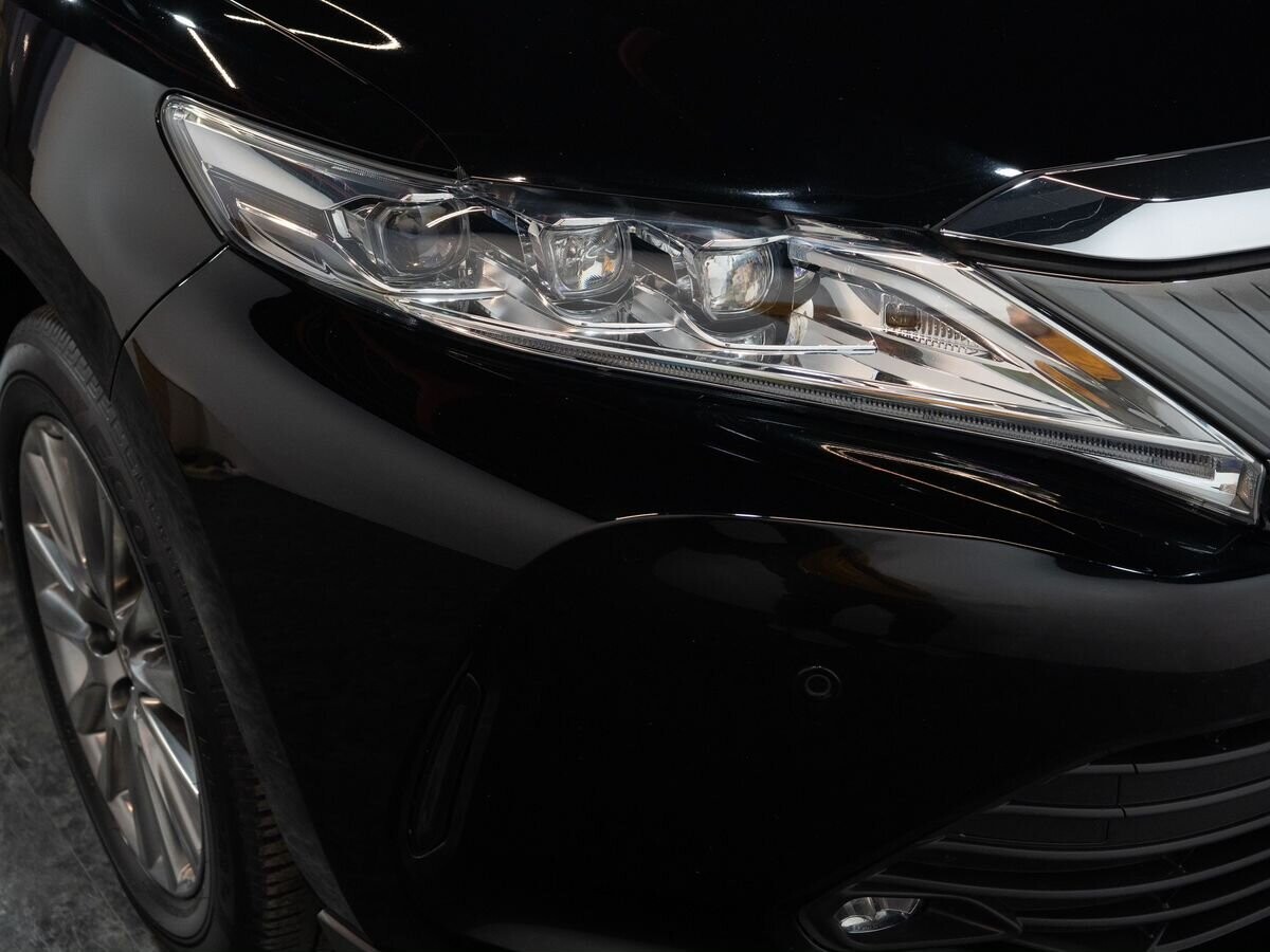 Toyota Harrier 2020 - фото автомобиля