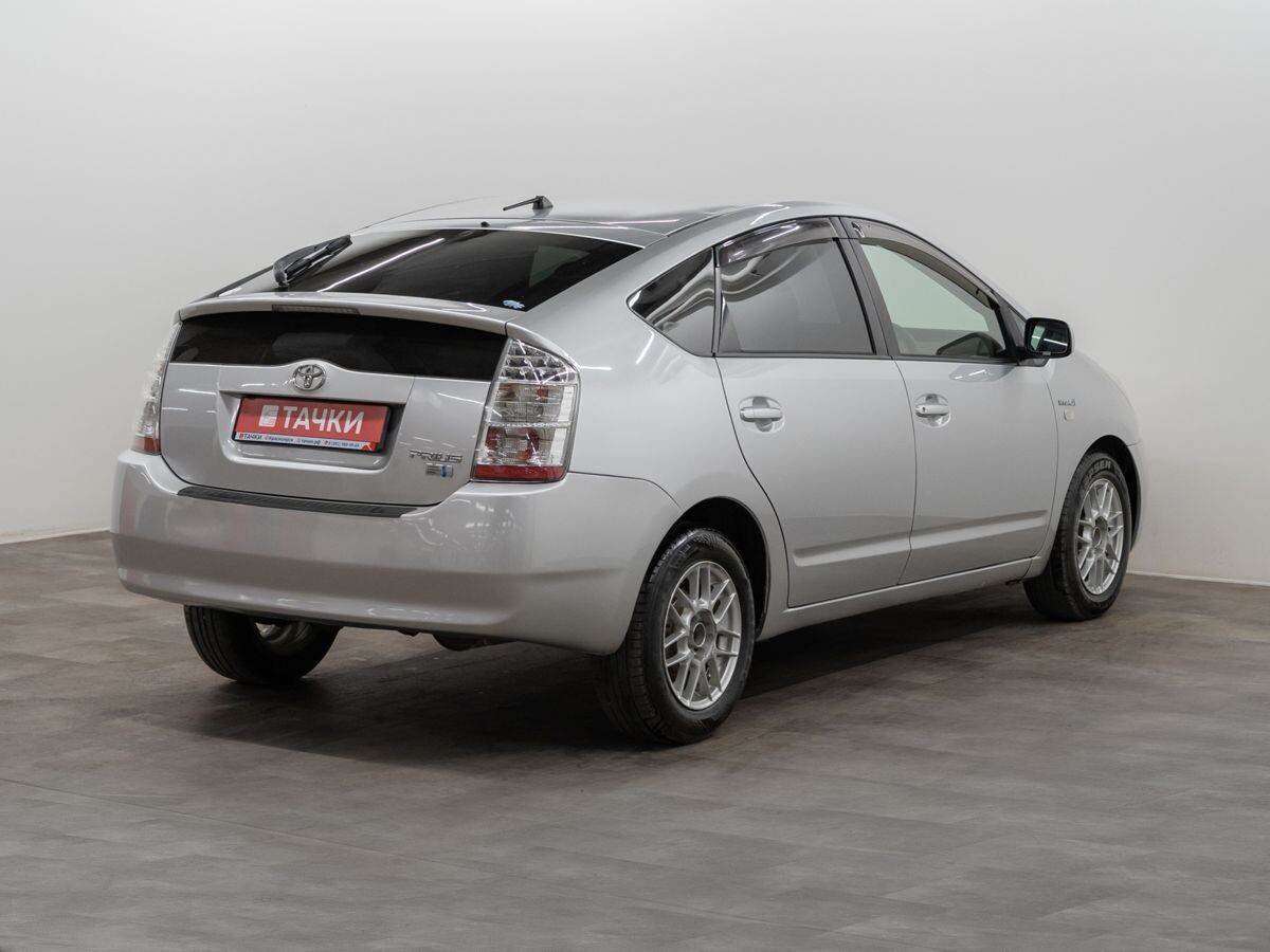 Toyota Prius 2009 - фото автомобиля