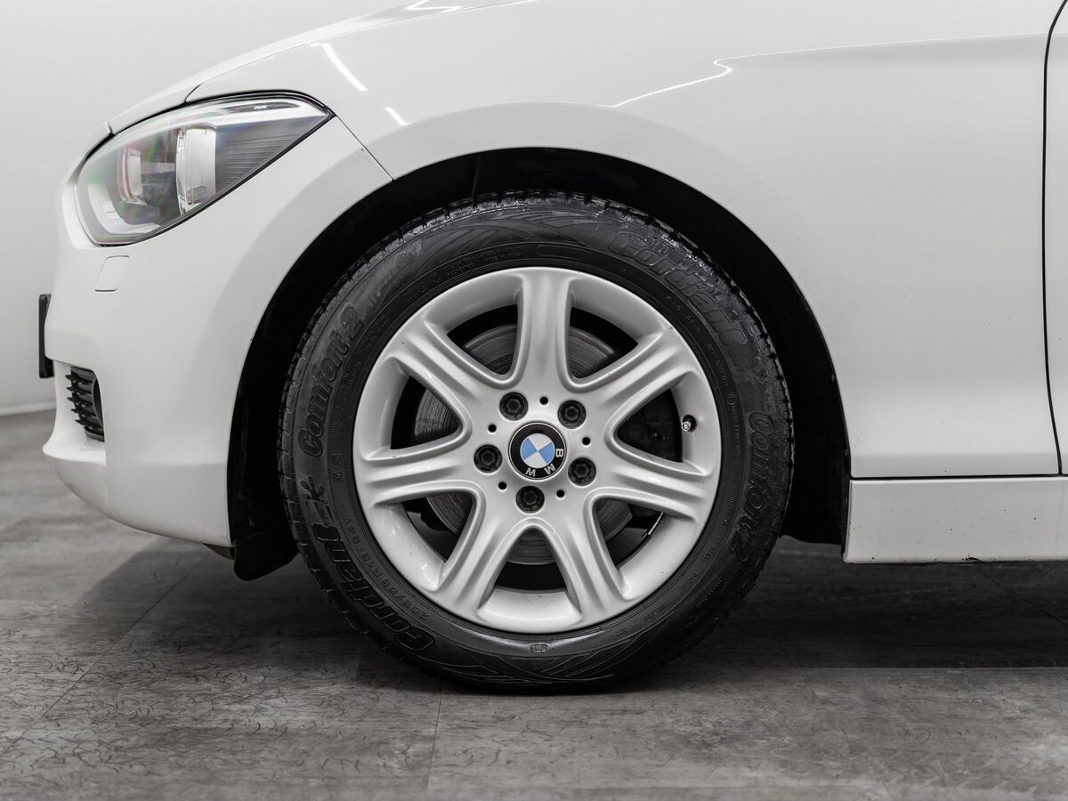 BMW 1-Series 2013 - фото автомобиля