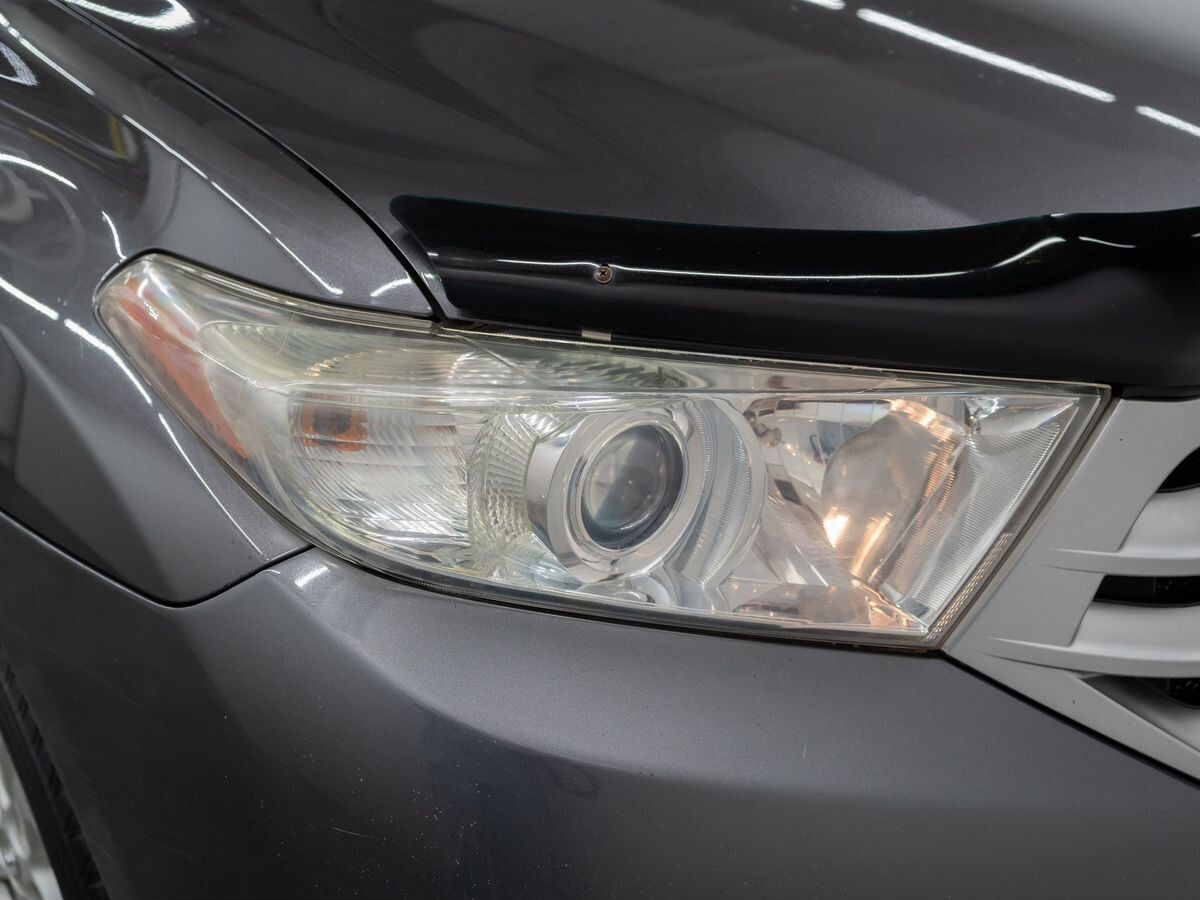 Toyota Highlander 2012 - фото автомобиля