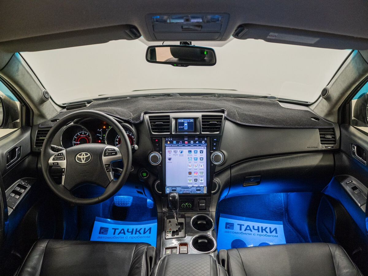 Toyota Highlander 2012 - фото автомобиля